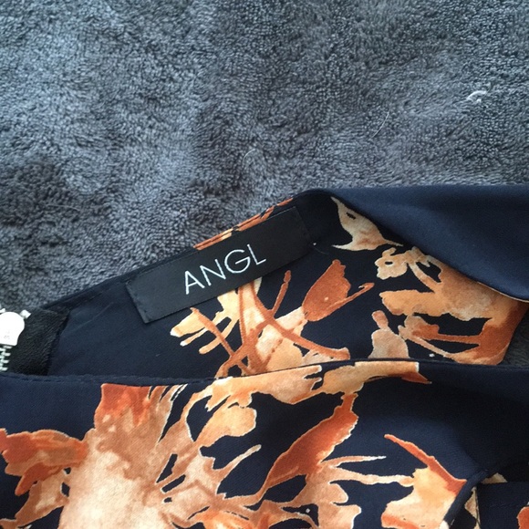 ANGL two piece set - Picture 4 of 6